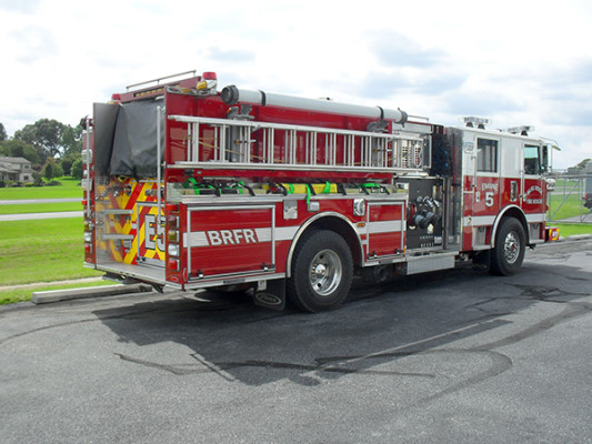 Blue Rock Fire Rescue - Engine 905 - Pierce Arrow XT Pumper Truck - Passenger Rear