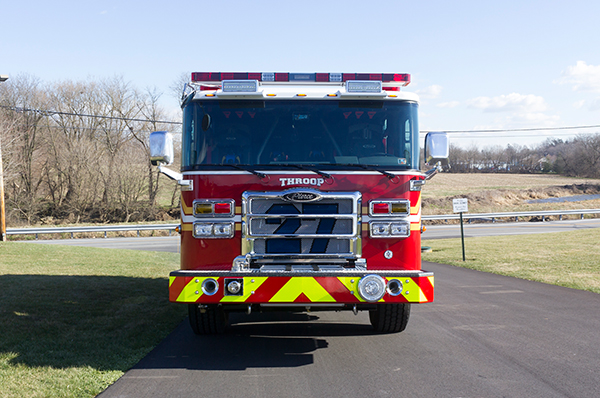 2015 Pierce Enforcer PUC pumper - fire engine - front