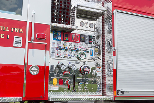 2016 Pierce Arrow XT - tanker pumper fire engine - pump panel